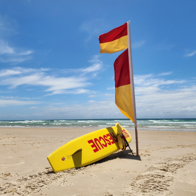 救急救命講習会開催水難救助攻守会開催（水中含む）